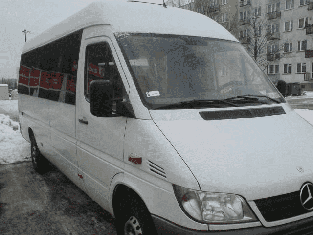 GRZEŚ-BUS przewóz osób, wynajem busów. 