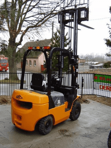 Zakład Usługowo-Handlowy Wózki Widłowe Auto Gaz S.c.