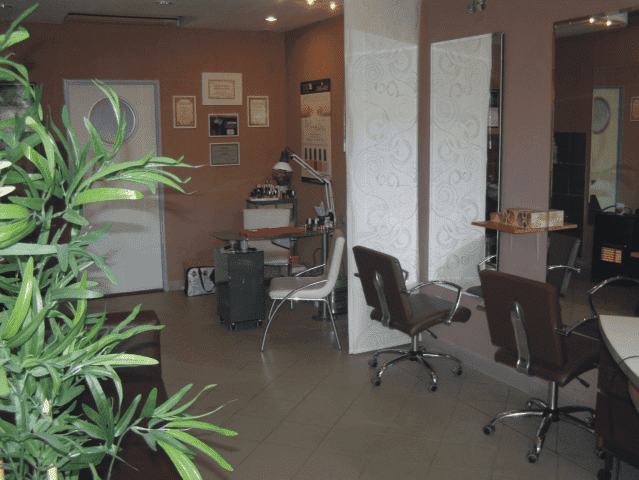 Studio tatuaży,kosmetyka,fryzjerstwo,paznokcie (manicure hybrydowy,tipsy)