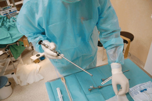 U-MED Centrum Urologii Małoinwazyjnej i Laserowej 
dr n. med. Wojciech Malottki