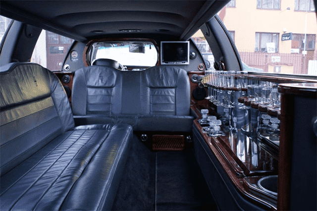 AMP service - Limuzyna na specjalne okazje