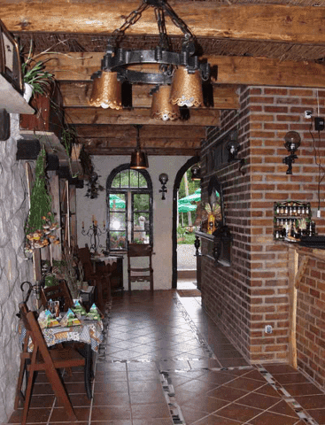 KARCZMA SWOJSKA CHATA