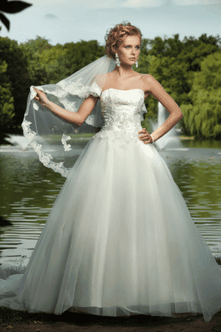 Salon sukien ślubnych UNIQUE