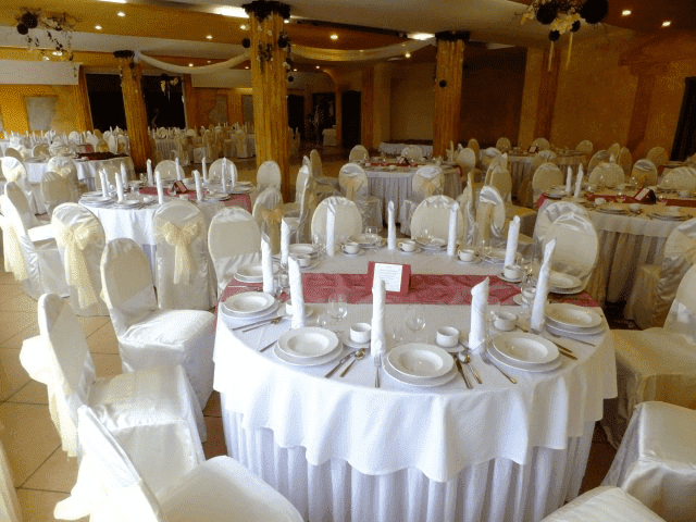 RESTAURACJA "PODRÓŻNIK "