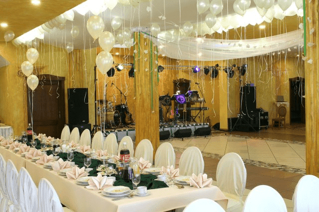 RESTAURACJA "PODRÓŻNIK "