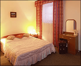 WILLA "REGINA" POKOJE GOŚCINNE, KWATERY PRYWATNE, PENSJONAT. ŚLEDŹ REGINA