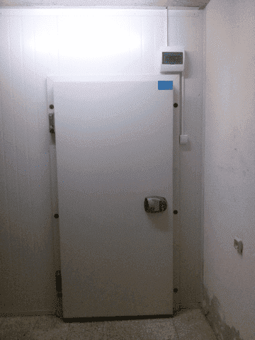     Chłodnictwo, Klimatyzacja, 
Naprawa Maszyn Elektrycznych 
                Piotr Grzechnik
(dawniej RANGIFIER)