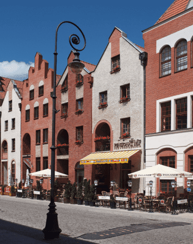 PENSJONAT M.F. -Hotel-Restauracja-Pub