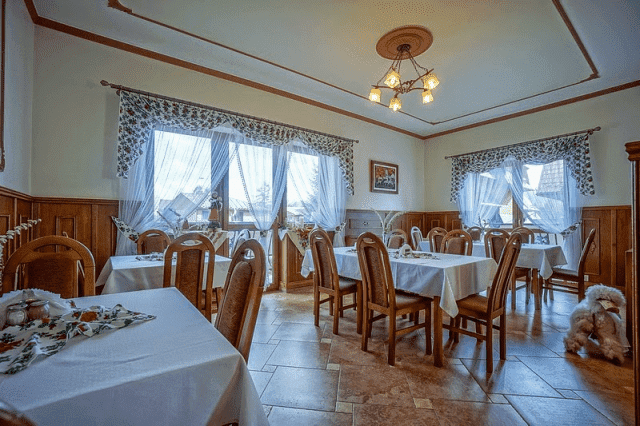 Dom Wczasowy "STOKROTKA"