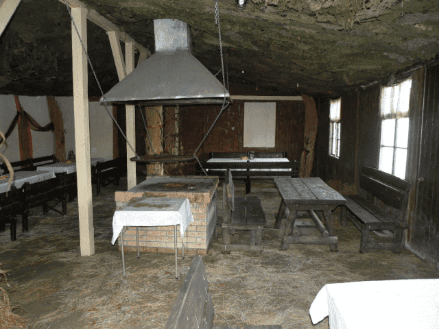 OŚRODEK WYPOCZYNKOWY "OMEGA"