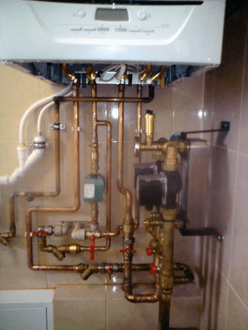 Instalacje wodno-kanalizacyjne, c.o. i gazowe. Mieczysław Najwer