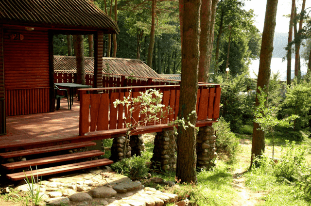 RYSZARD SZKUTNIK "LUBIE" OŚRODEK WYPOCZYNKOWY