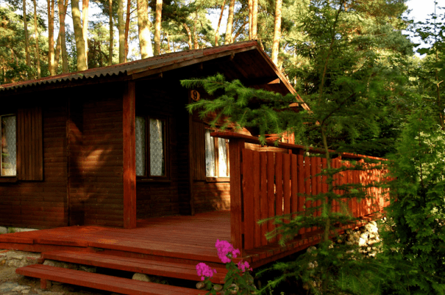 RYSZARD SZKUTNIK "LUBIE" OŚRODEK WYPOCZYNKOWY