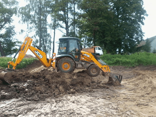 P.H.U. DĄBEK ŁUKASZ USŁUGI KOPARKO-ŁADOWARKĄ
RZESZÓW, ŁAŃCUT
