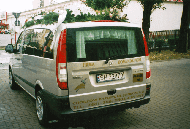 KOMENDZIŃSKA DOROTA KOMPLEKSOWE USŁUGI POGRZEBOWE