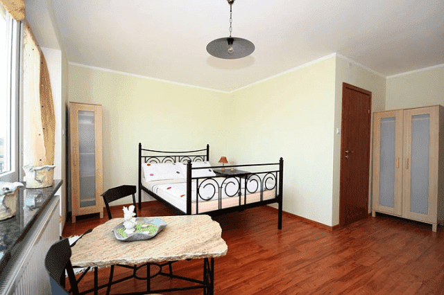 POKOJE GOŚCINNE JULUS