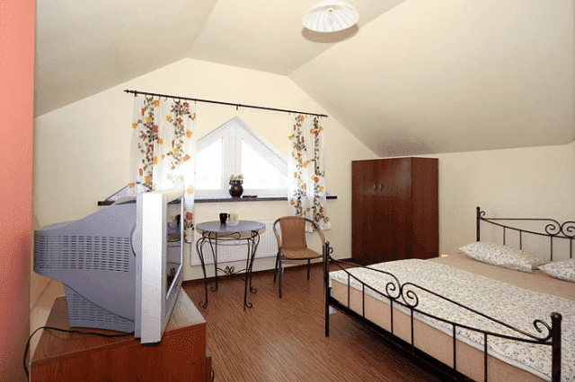 POKOJE GOŚCINNE JULUS