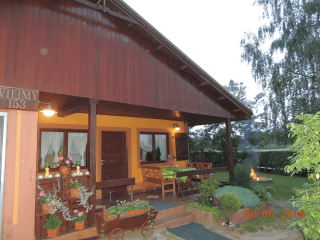 DOM CAŁOROCZNY NAD JEZIOREM DADAJ