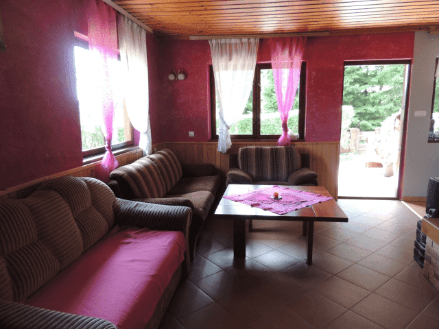 DOM CAŁOROCZNY NAD JEZIOREM DADAJ