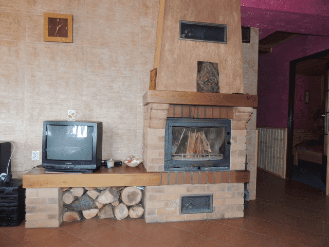 DOM CAŁOROCZNY NAD JEZIOREM DADAJ