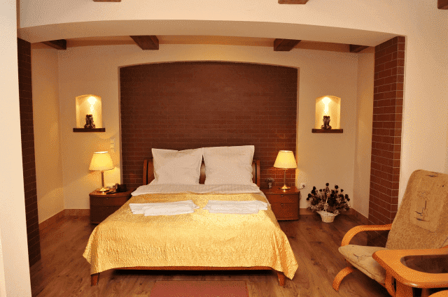 Hotel-Restauracja Dwór Lwowski ***