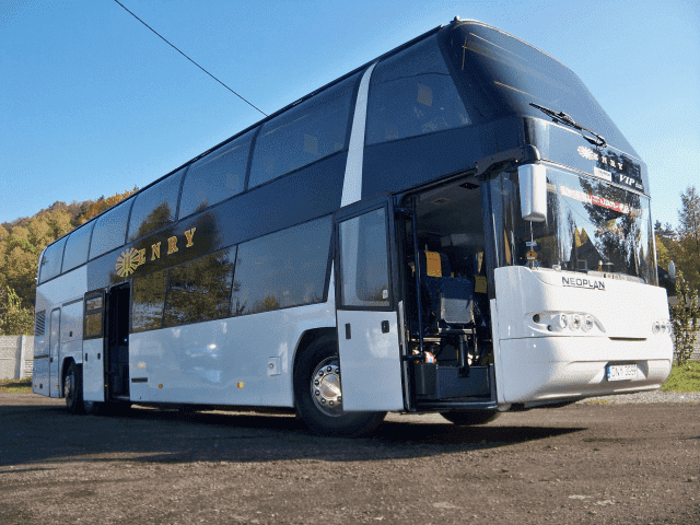  "HENRY"USŁUGI AUTOKAROWE PERWIZNY HENRYK