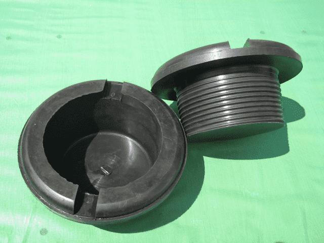 WYTWARZANIE ARTYKUŁÓW Z GUMY MAREK SZYMCZYK