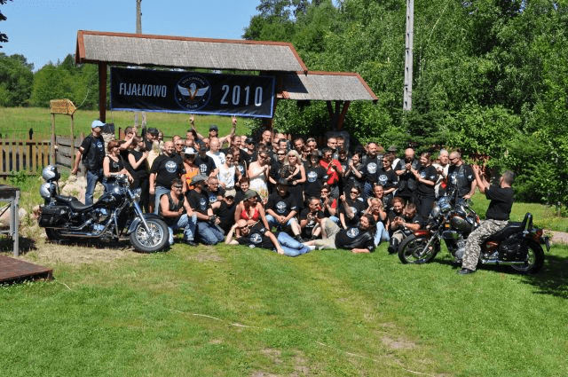 ZBYSZYŃSKA ANNA "GOSPODA POD KASZTANEM"