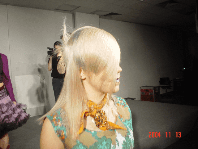 SALON FRYZUR DAMSKO-MĘSKI U SZYMONA SZYMON WILCZAK