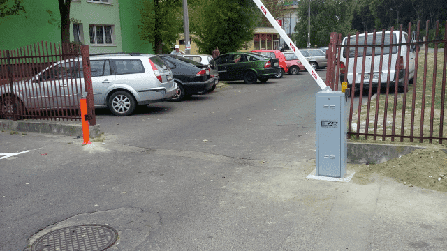 "E-MONTER" Napędy do bram, szlabany, Bramy garażowe , Domofony, Wideo domofony 