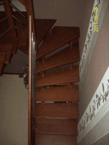 "DREWMIR" 
Zakład Stolarski 
Mirosław Patrzykąt 