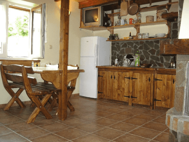 EL COYOTE Domki całoroczne z kominkiem