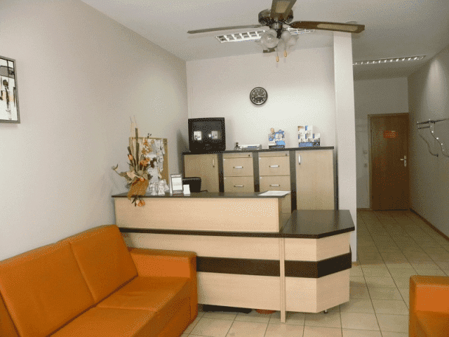 "Lux - Dent" NZOZ Pełen zakres usług stomatologicznych i protetycznych 