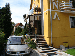 "Dana" Noclegi / Gabinet Odnowy Biologicznej "Exclusive"