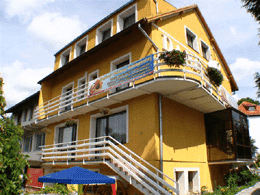 "Dana" Noclegi / Gabinet Odnowy Biologicznej "Exclusive"