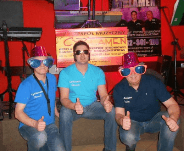 ZESPÓŁ MUZYCZNY "CYKLAMEN"