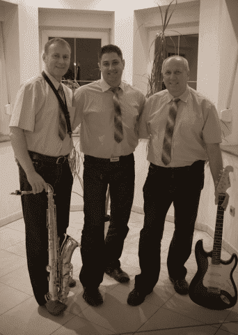 ZESPÓŁ MUZYCZNY "CYKLAMEN"