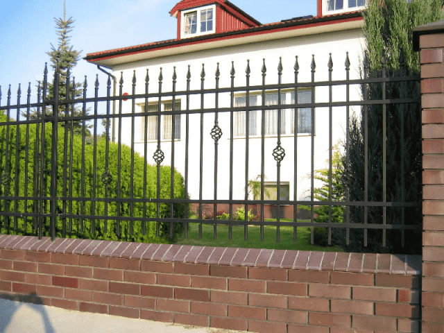 Brambusz Płoty, Bramy Kute i Drewniane Michał Buszka