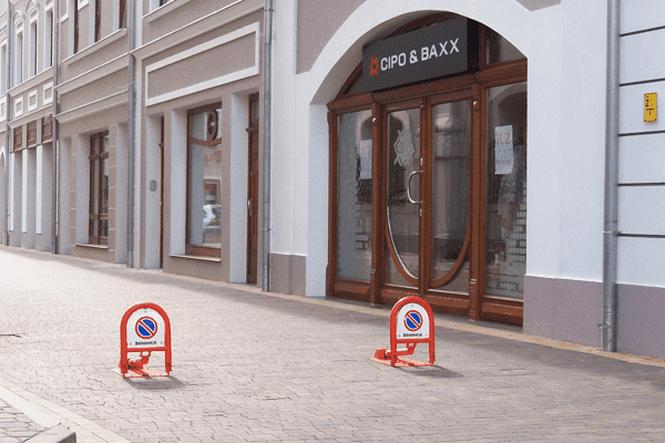 BRAMGAZ. Bramy, drzwi, napędy