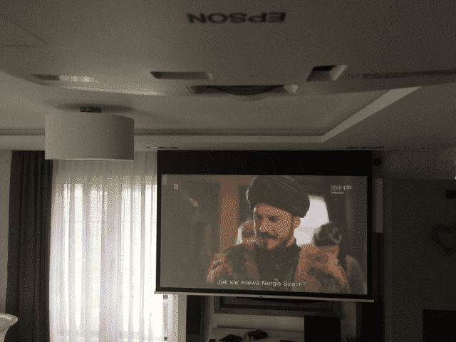 AV MAX Projektory, Ekrany Projekcyjne, Uchwyty Okablowanie, Nagłośnienie, Amplitunery