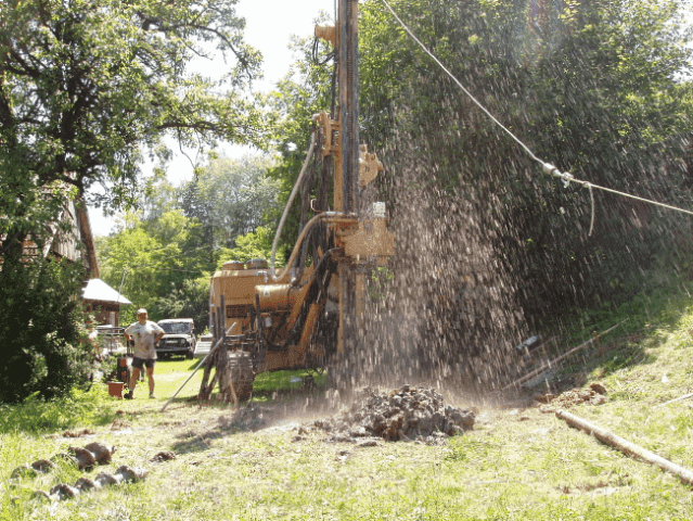 AQUASEJSMIKA BOGDAN FLAK