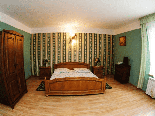 Hotel ANTYCZNY DWÓR