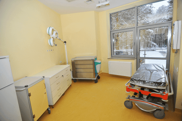 FUNDACJA EWY BŁASZCZYK " AKOGO?"