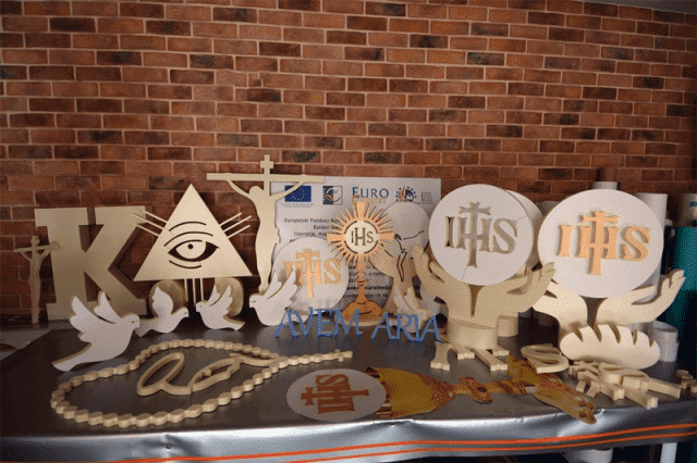 PLAN-HULIN Producent plandek. Reklama zewnętrzna Rufin Hulin