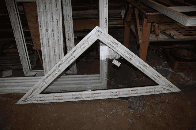 DURTECH Zakład Okien Nietypowych