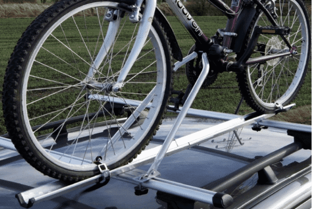 GTO TUNING Akcesoria Samochodowe.Akcesoria samochodowe, wycieraczki, ciśnieniomierz, żarówki, kompresor, pokrowce Nowa Sól