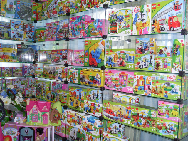 "M A X L A N D I A" Radosław Kropornicki