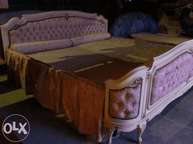 Sprzedaż mebli używanych