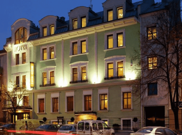 Hotel i Restauracja Pod Złotą Różą