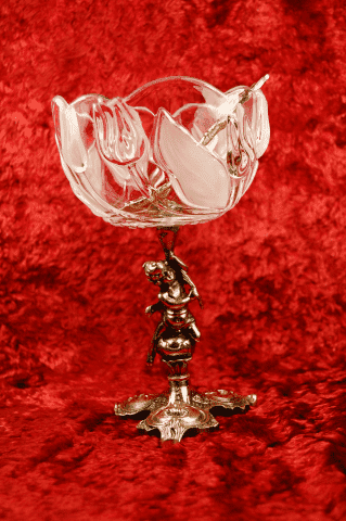 Brąz. Wyroby z mosiądzu, upominki orientalne